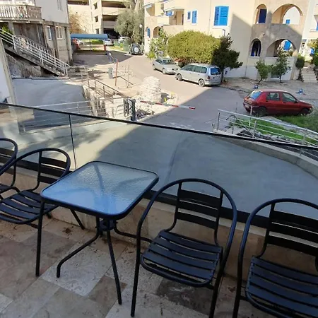 Apartmani Jovanovic - Rafailovici Exterior photo